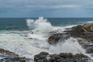 Montañas de agua en la costa de Telde (Foto Antonio Rico)
